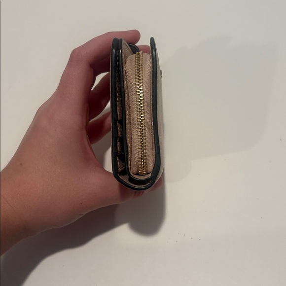 Furla leather tan small zip around and snap wallet - Picture 3 of 9